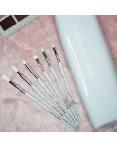 Morphe Madison Beer Channel Surfing Eye Brush Set