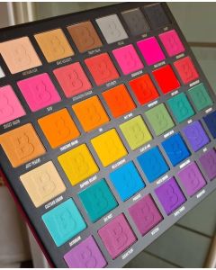 Beauty Bay 42 Colors Bright Matte